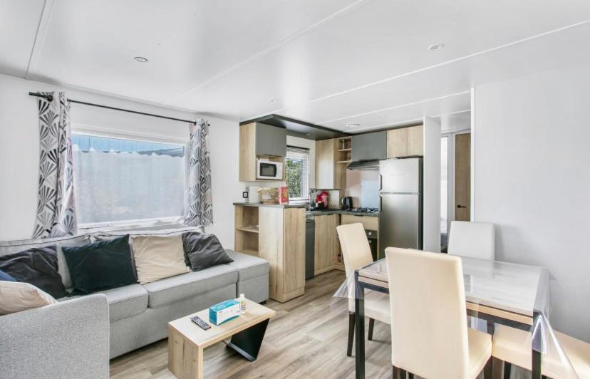 ולראס-פלאז' Particulier Loue Ce Mobil-Home 3 Chambres, Tout Confort מראה חיצוני תמונה