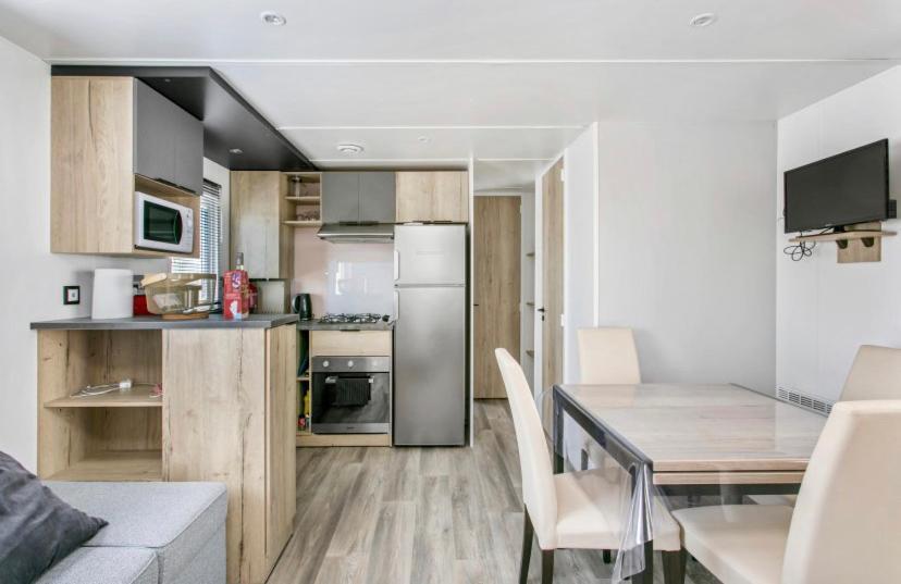 ולראס-פלאז' Particulier Loue Ce Mobil-Home 3 Chambres, Tout Confort מראה חיצוני תמונה